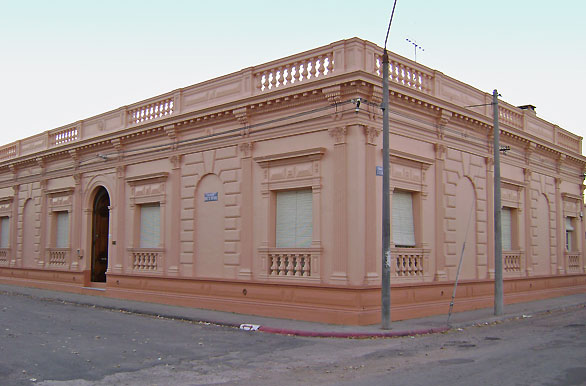 Casa de la cultura, Ignacio Barrios - Carmelo