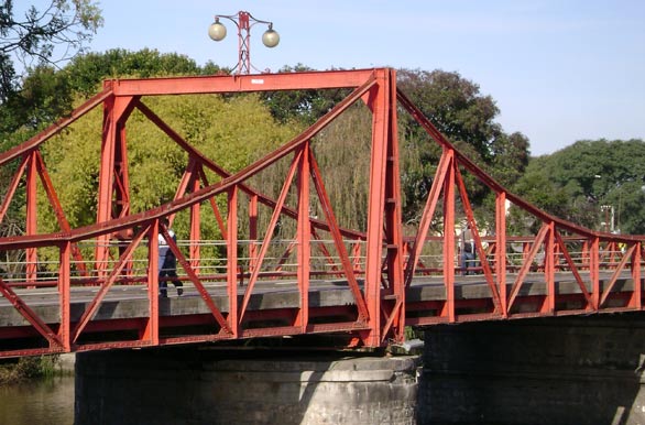 Puente Giratorio - Carmelo