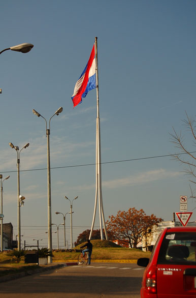Monumento a la Bandera - Tacuaremb