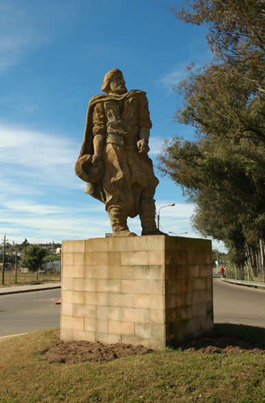 Monumento al Gaucho - Tacuaremb