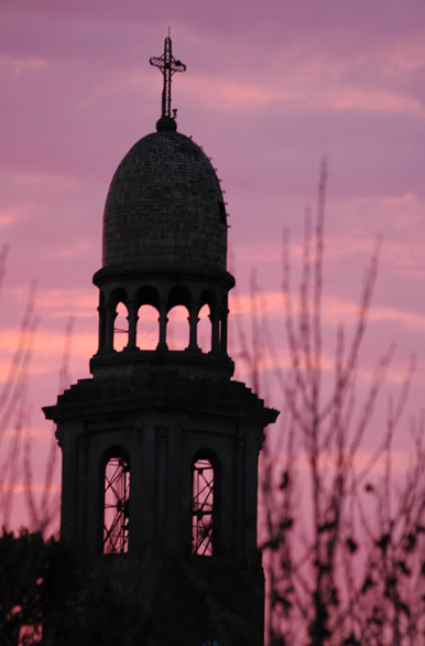 Silueta religiosa - Durazno