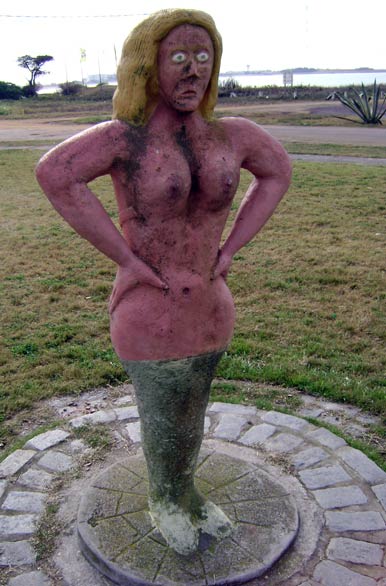 Monumento à sereia - La Paloma