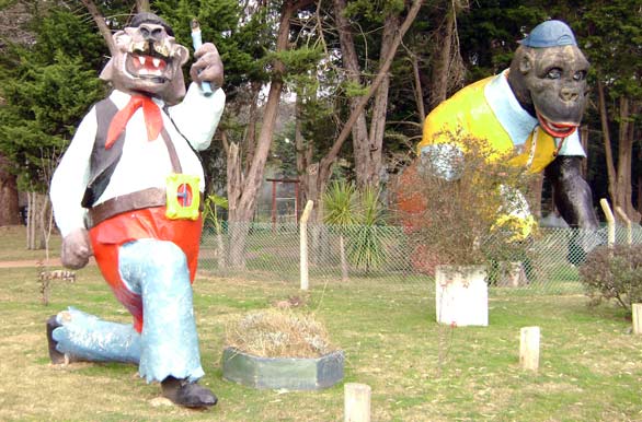 Juegos de madera en El Parque Jaguel - Maldonado