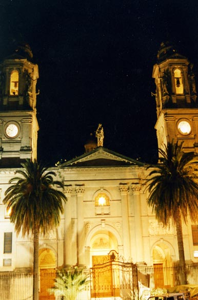 Catedral noturna - Mercedes