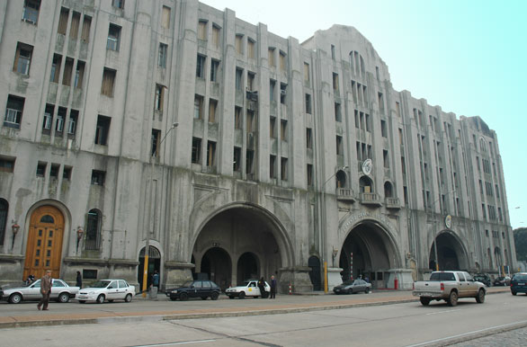 Edificio de la Armada - Montevideo