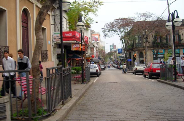Calle Uruguay - Salto