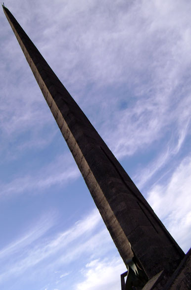 Obelisco en 33 - Treinta y Tres